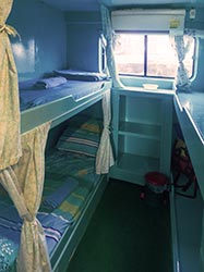 Twin bed cabin